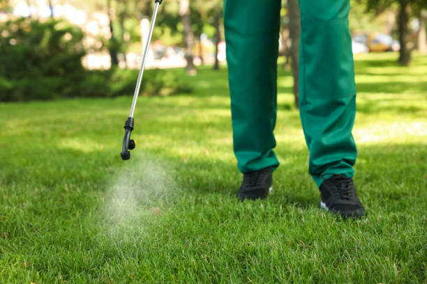 Best Commercial Pest Control Services  in Lake Leann, MI